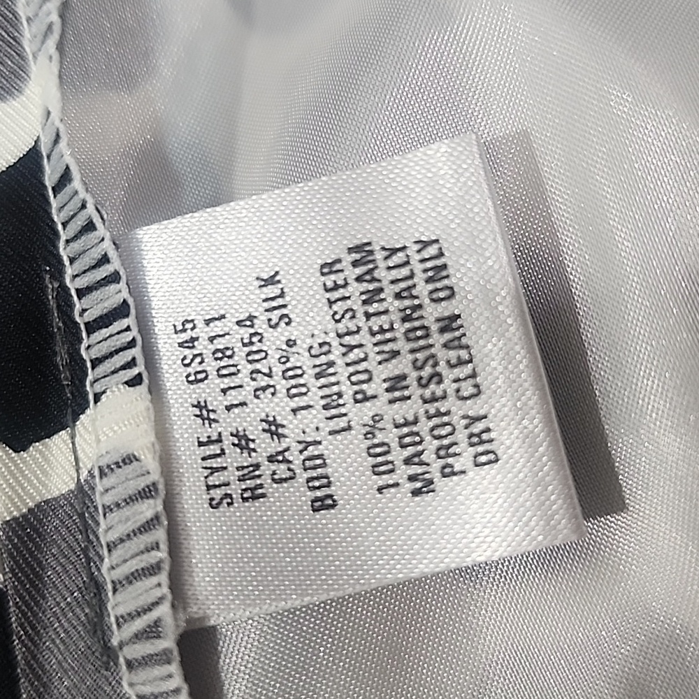 Anthropologie Yoana Baraschi 100% Silk Black and Gray Skirt. 4 - Picture 10 of 10